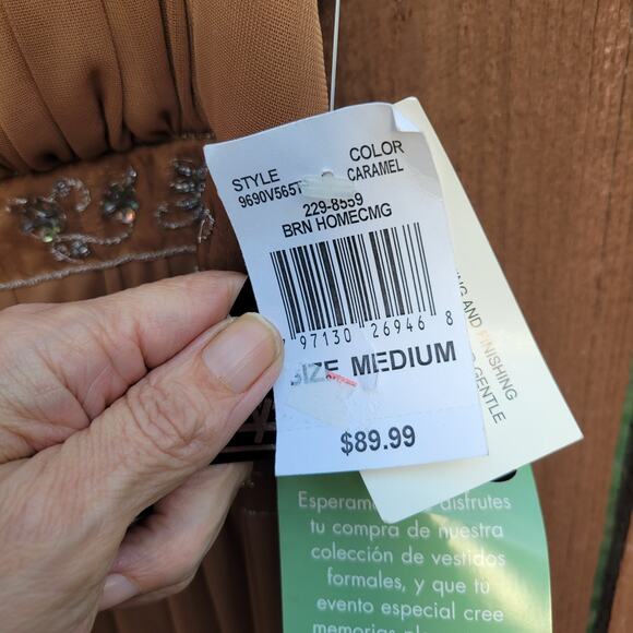 City Triangle Brown Dress size M runs small Prom Homecoming Or Other Events - Picture 8 of 10